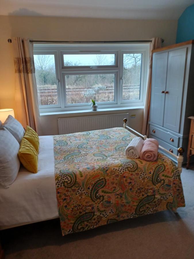Stunning Homestay In Wolverhampton Bushbury Екстериор снимка